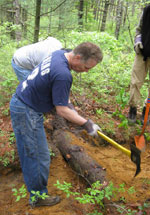 trailwork_Kevin hoeing